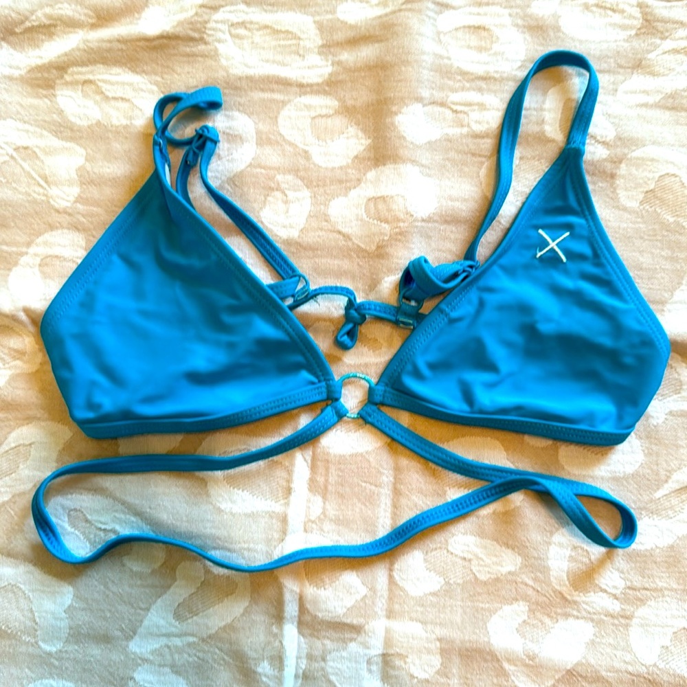 Boutine LA Triangle Top
